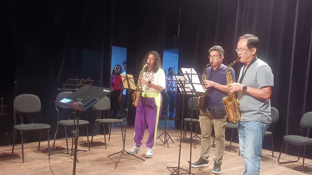 Turma curso intermediario de sax CeMAM