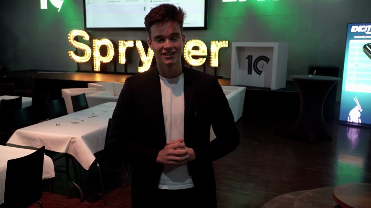 Corporate Magic show in Berlin - EXCITE