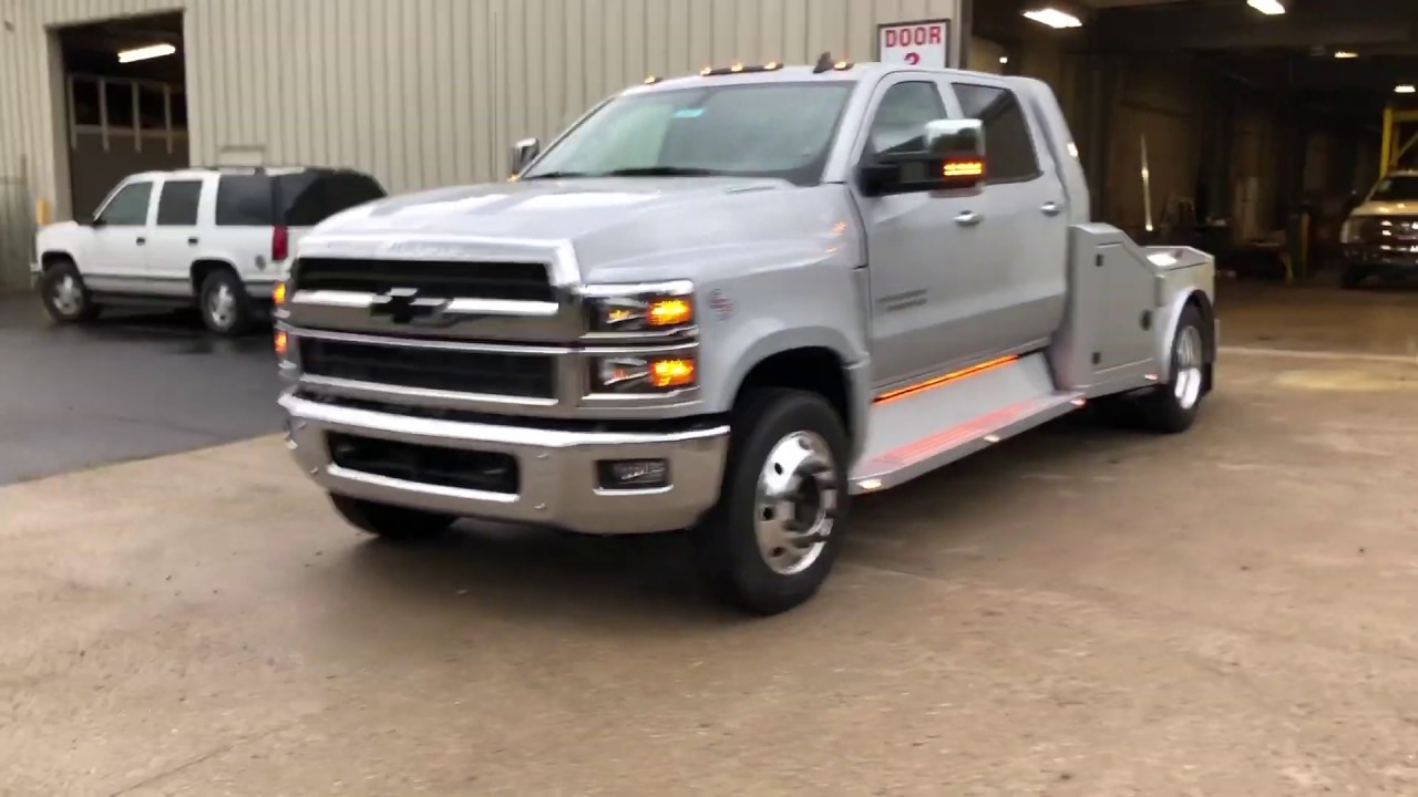 LUXE Rv Factory Silver Ice Chevrolet 6500 HD