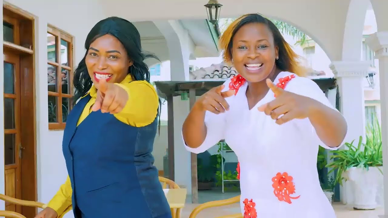 TRIZA NZEMBI _SITAOGOOPA  [ OFFICIAL MUSIC VIDEO]