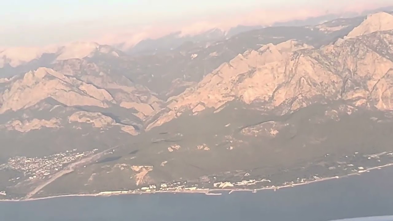 Landeanflug Sunexpress auf Antalya