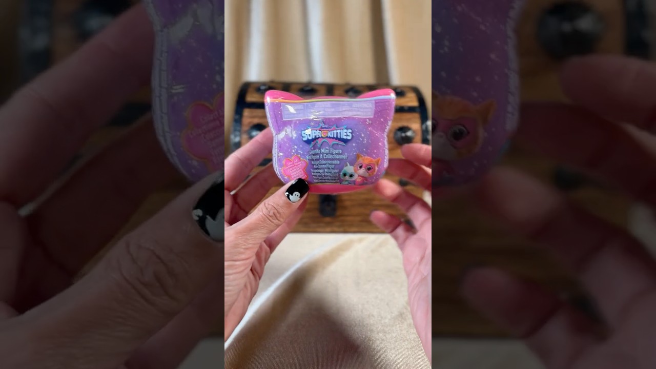🦸&zwj;♀️🐱[ASMR] Super Kitties Mystery Blind Toy - Which Kitty Will We Get?
