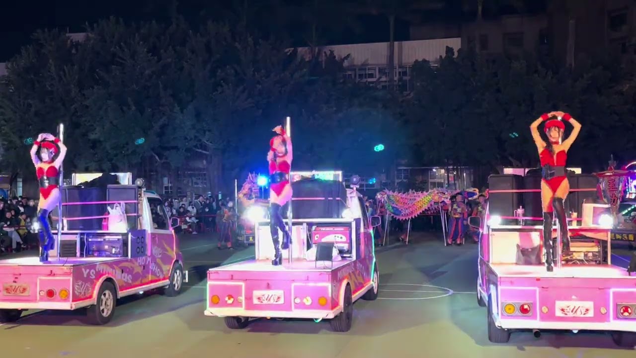 性感妖姬（琳琳 biubiu  77)-和美踩街YS小巴1