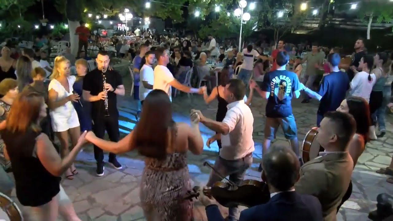 ΑΝΘΡΩΠΕ ΓΛΕΝΤΑ ΤΗ ΖΩΗ. ΜΕ ΤΗΝ ΑΣΗΜΙΝΑ ΜΑΓΕΙΡΙΑ