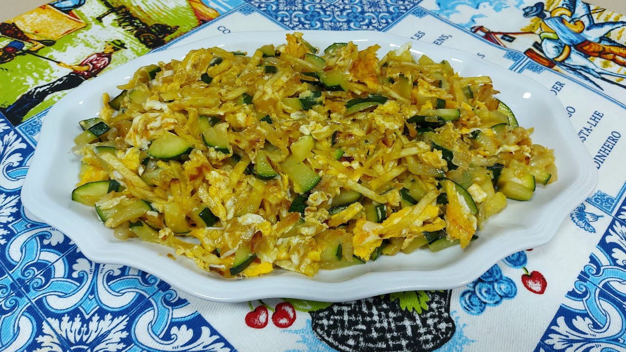 🥚REVUELTO DE CALABACÍN 🥒a la portuguesa 🇵🇹 // BEATRIZ COCINA