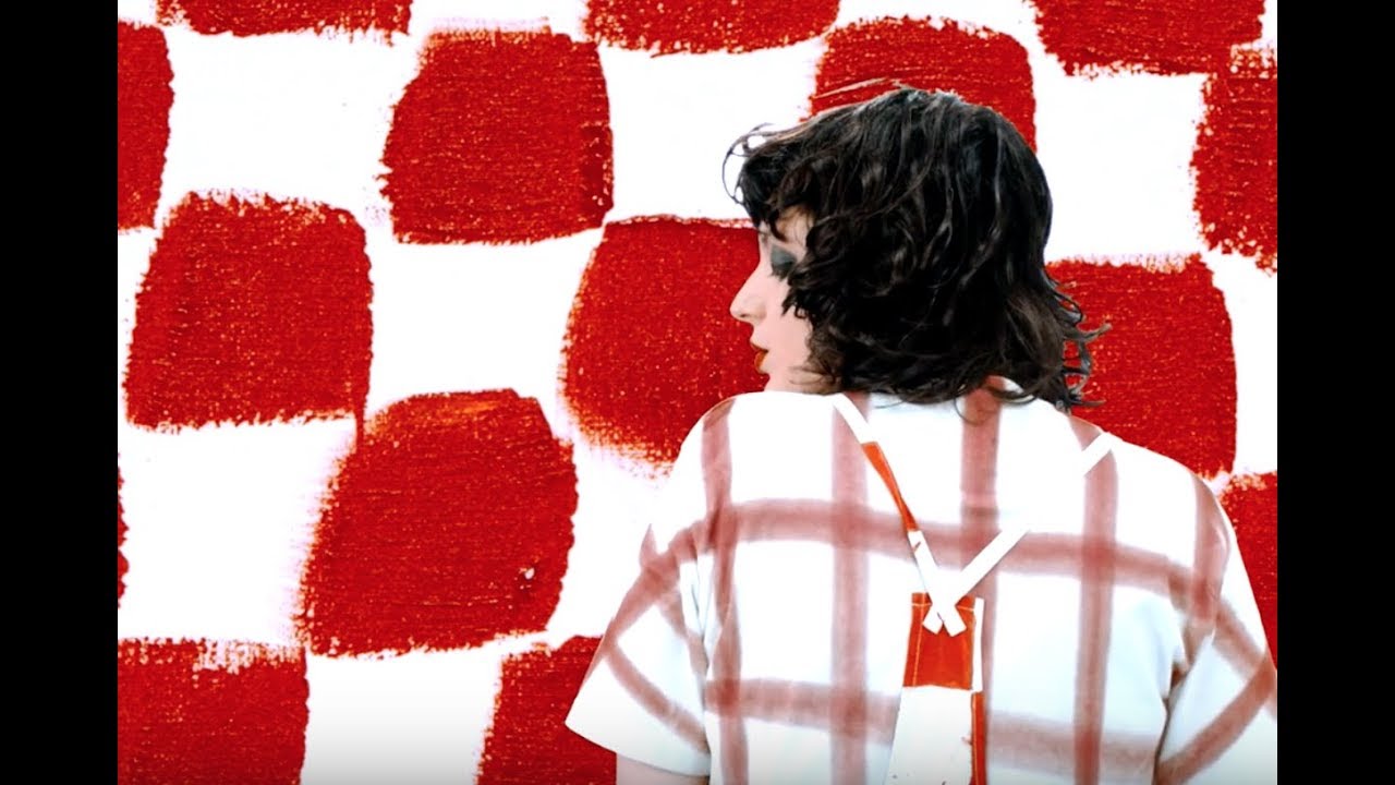 Ana Frango Elétrico - Roxo (Clipe Oficial)