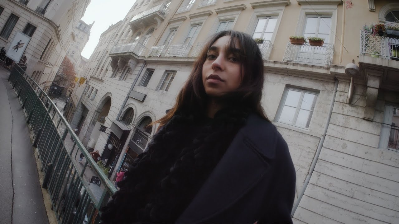 A Cinematic Fashion Film in the Streets of Lyon – Shirley