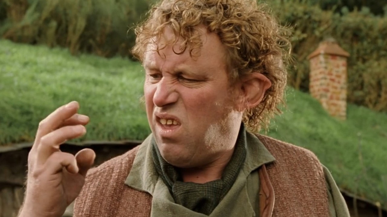 Пролог «Властелина колец» странный.