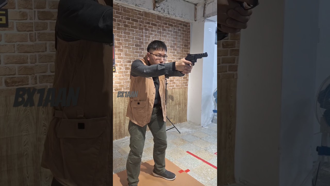 Practicing cylinder stop with WG 701 #revolver #airsoft #idpa #wingun #32d