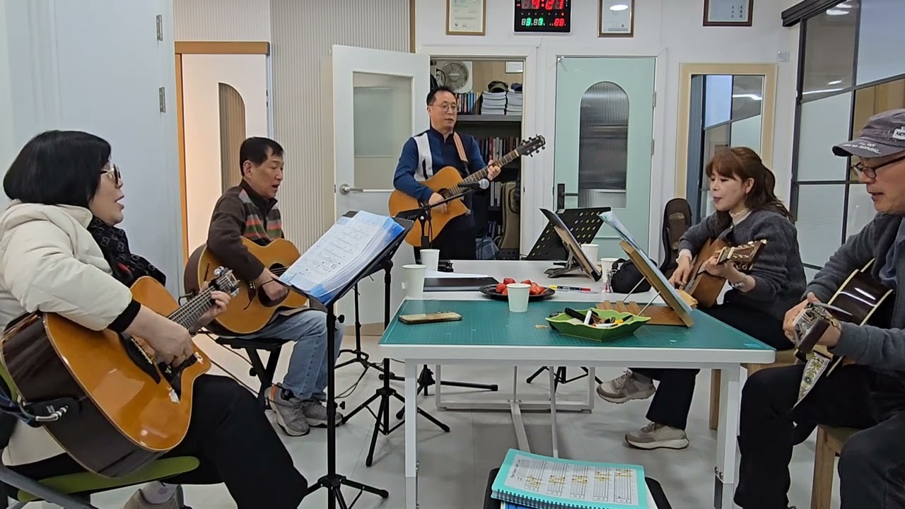 나도 버스킹 한다! 합주곡 [그집앞] 전주,간주는 연습중~^^^