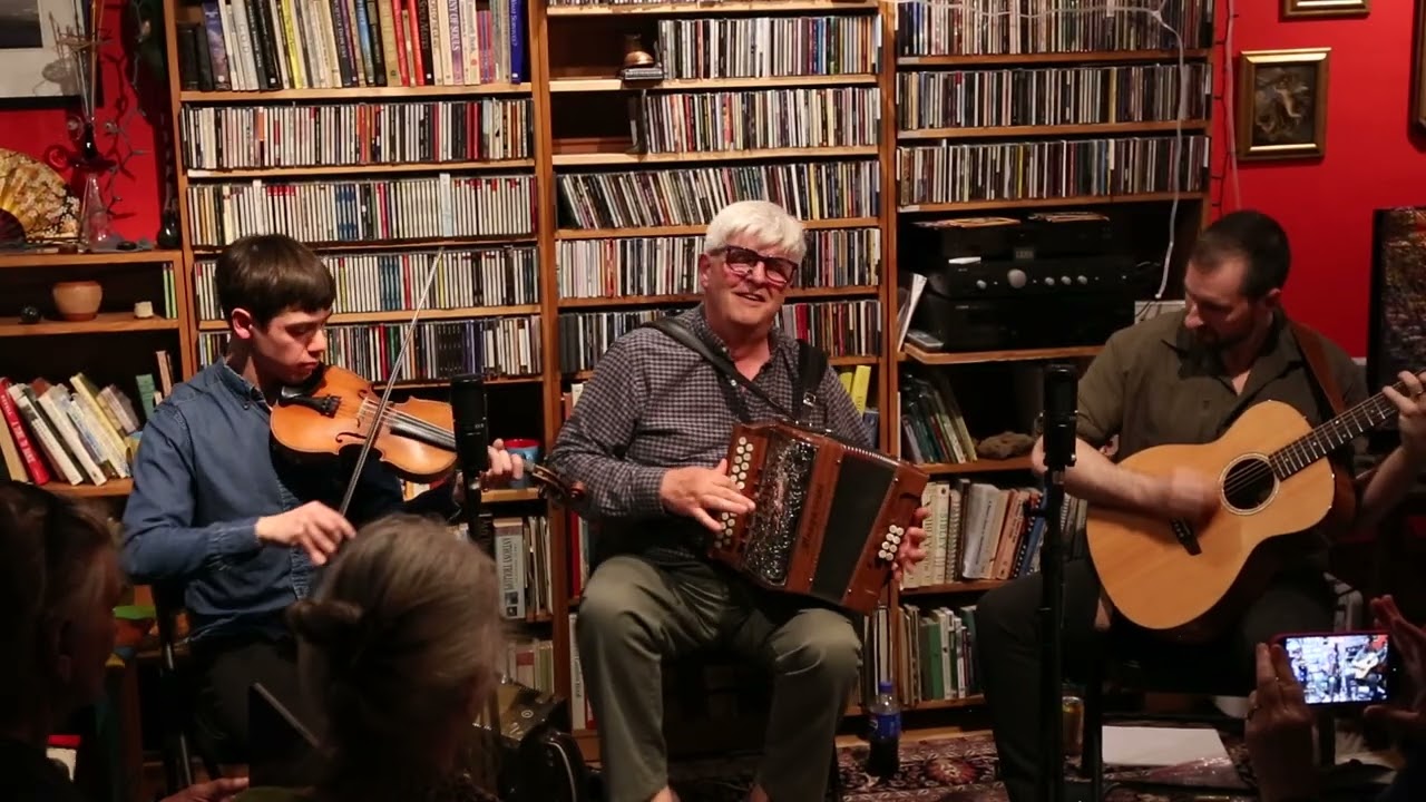 New Mown Meadow and some Paddy Fahey Reels, John Whelan and friends.