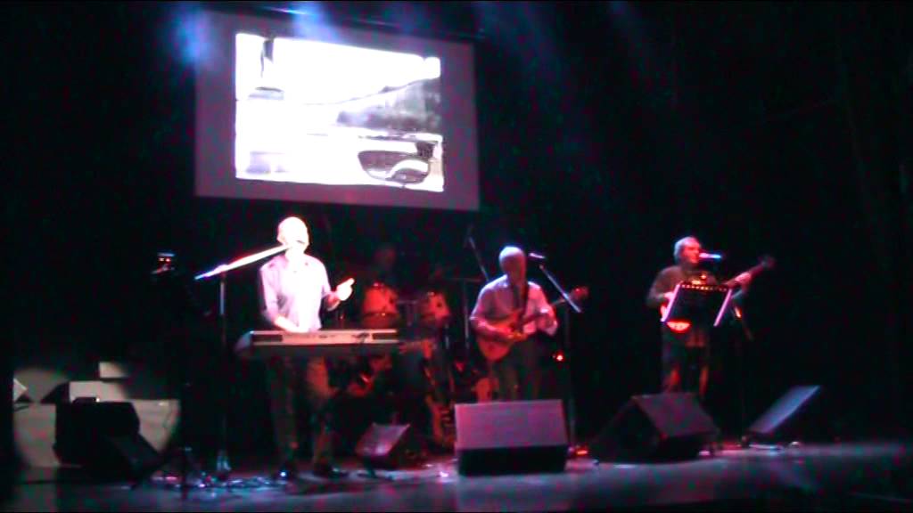 Το ξέρω θα ρθεις - the Charms @ Γυάλινο Μουσικό Θέατρο  26_12_2013