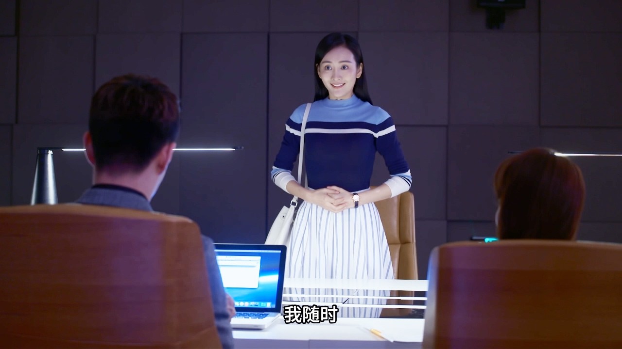 Интервьюер высмеял Золушку, но генеральный директор все равно ее нанял!