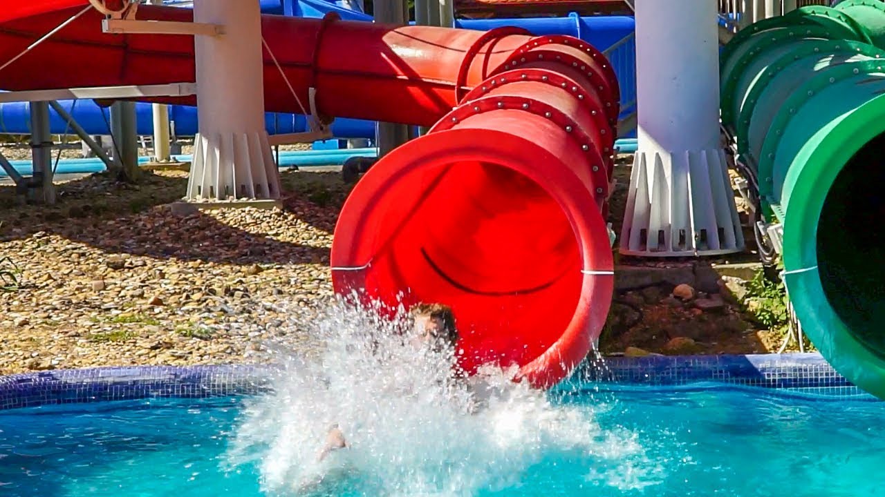 Aqua Centrum Cegl&eacute;d - Red Waterslide | Body Slide Onride POV