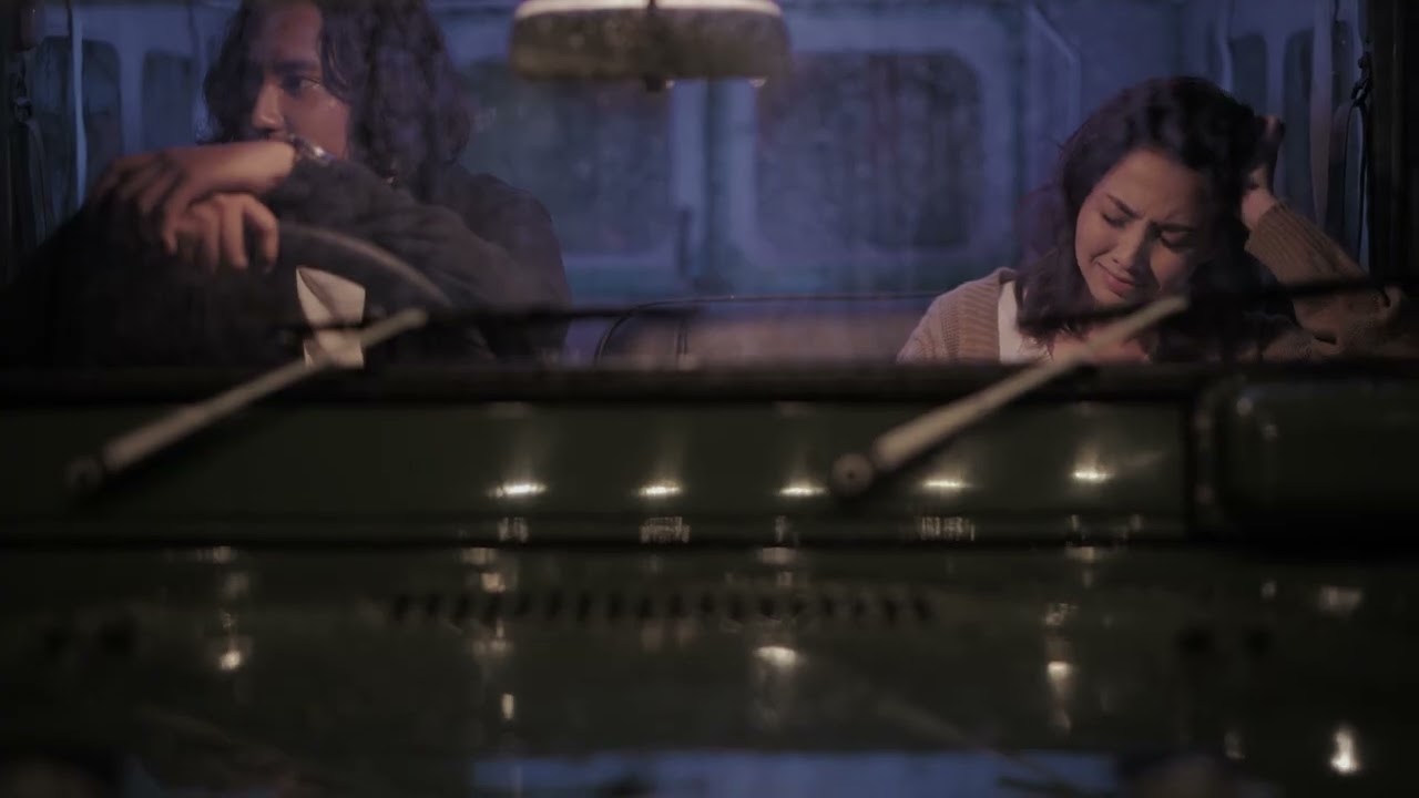 DERAS - SULIT (OFFICIAL MUSIC VIDEO)