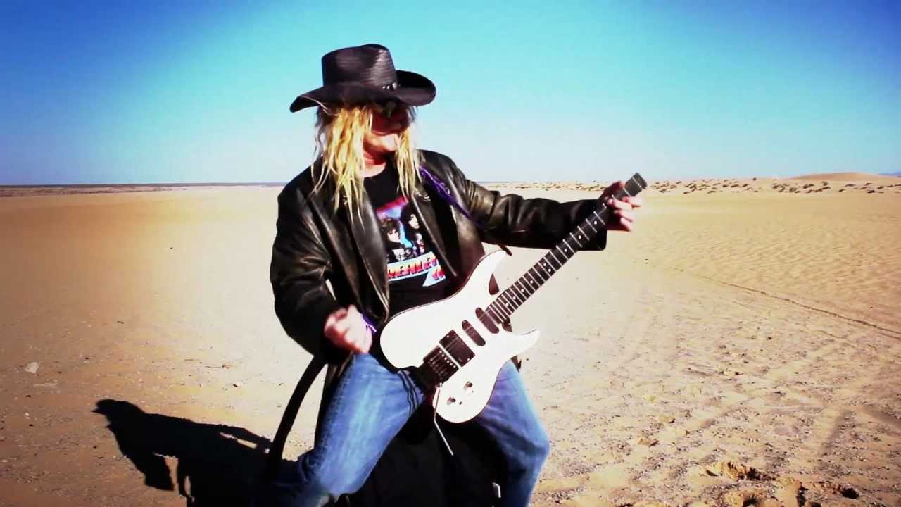 Tod Howarth - Cold Beach - Official Music Video