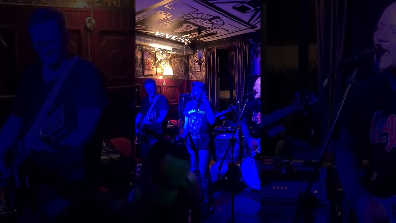 Kuśka Brothers -Golf