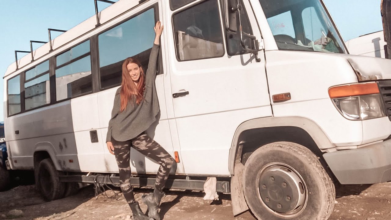 Ep 5:-  DIY window tinting 💗 Bus Off with Josie