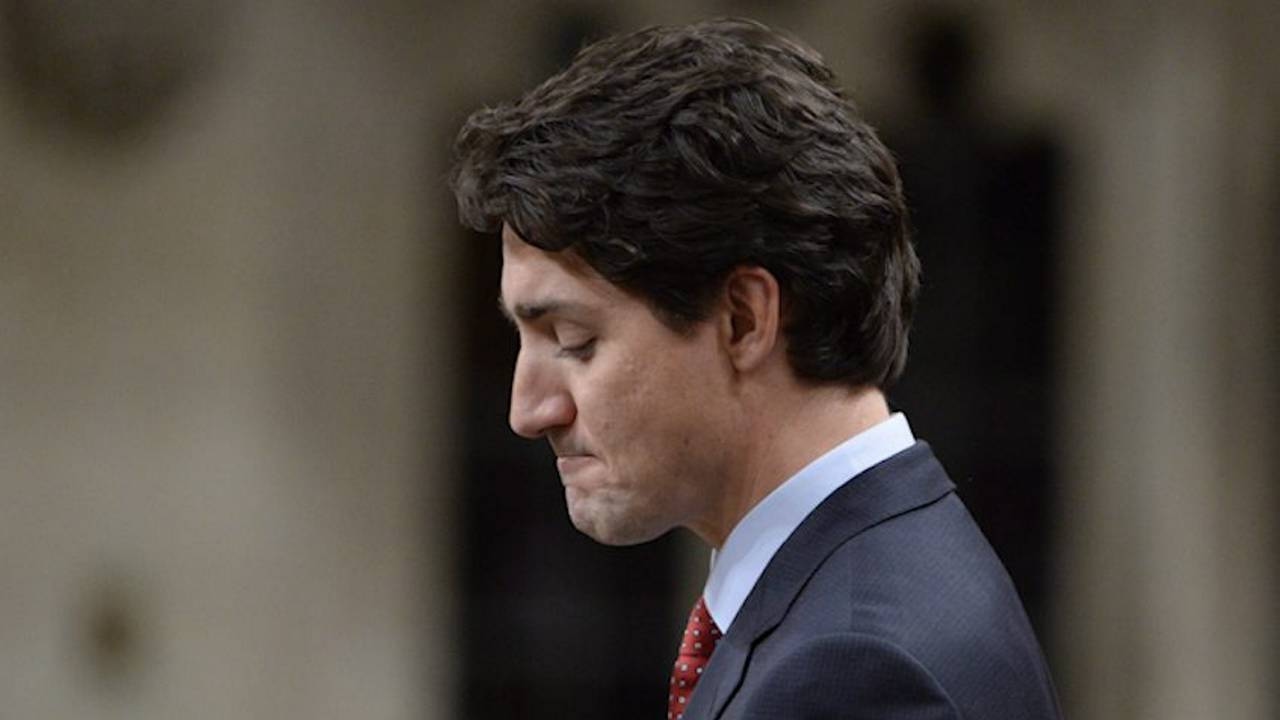 Trudeau says Canadians stand with Muslims after mosque shooting