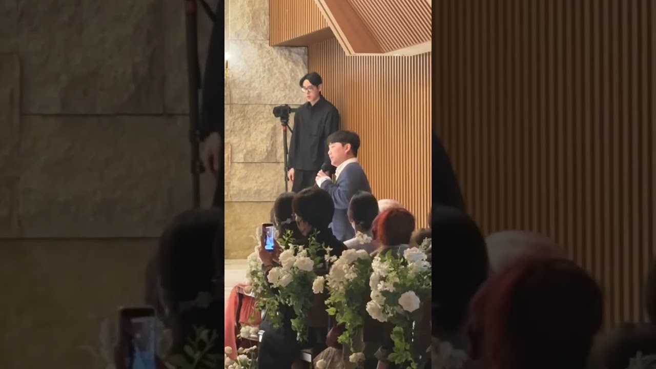 우디 사막에서 꽃을피우듯 축가로 불러봤읍니다