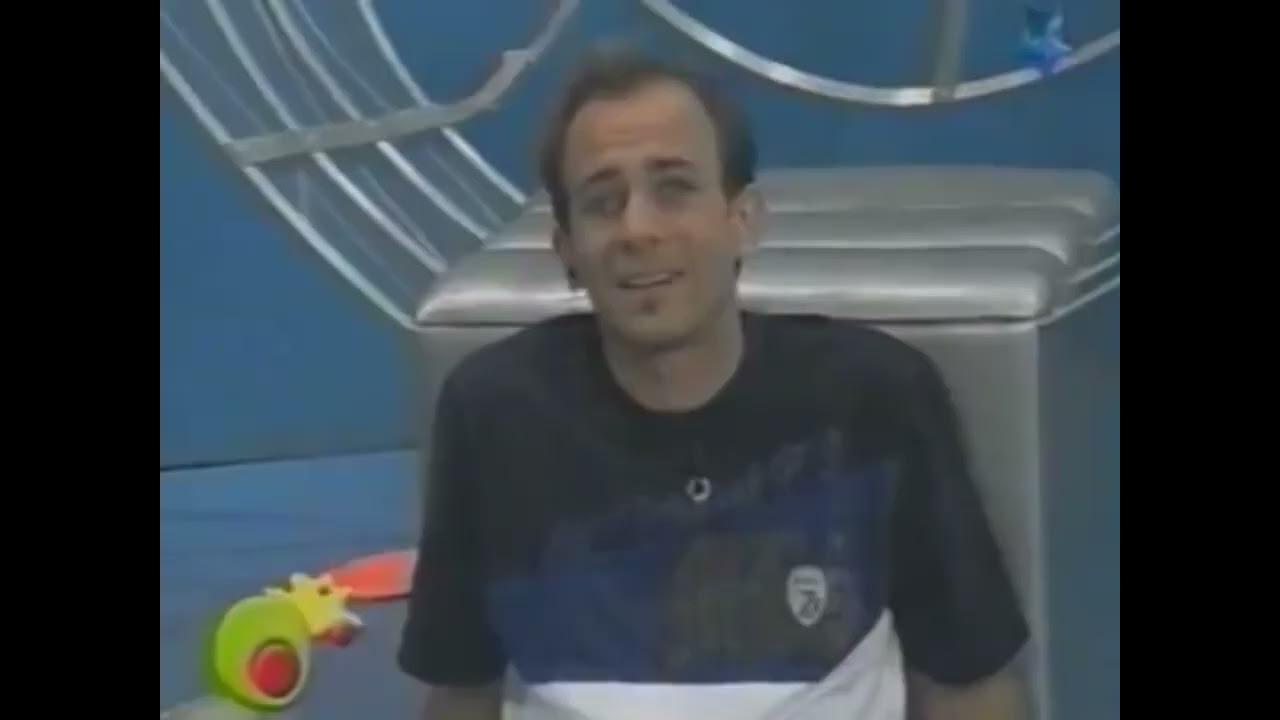 Fragmentos de Kito Pizzas Planeta del Colegio - Magic Kids (2005)