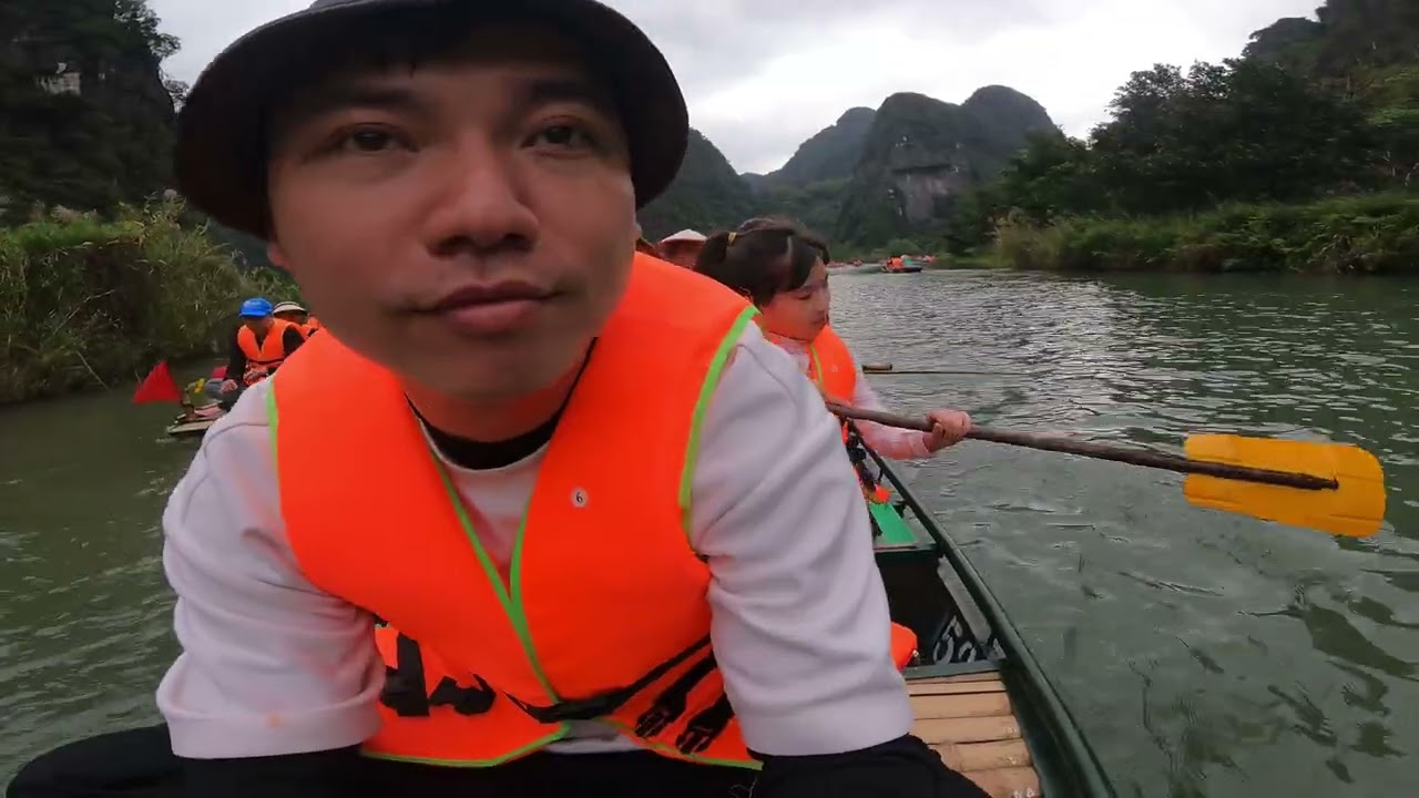 Đi thuyền trang an ninh bình 