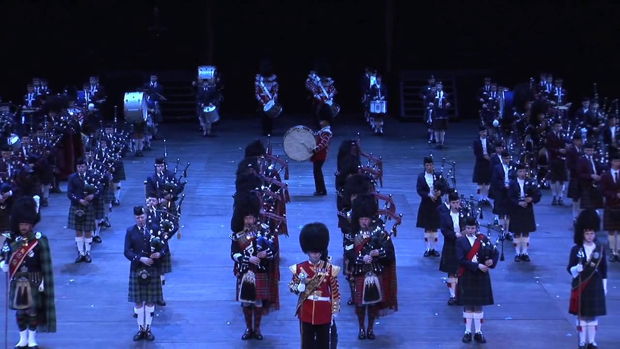 2013 VIT Massed Pipes and Drums I
