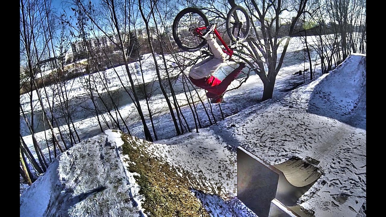 Snow Session at Dirt Park Rzesz&oacute;w with Olech
