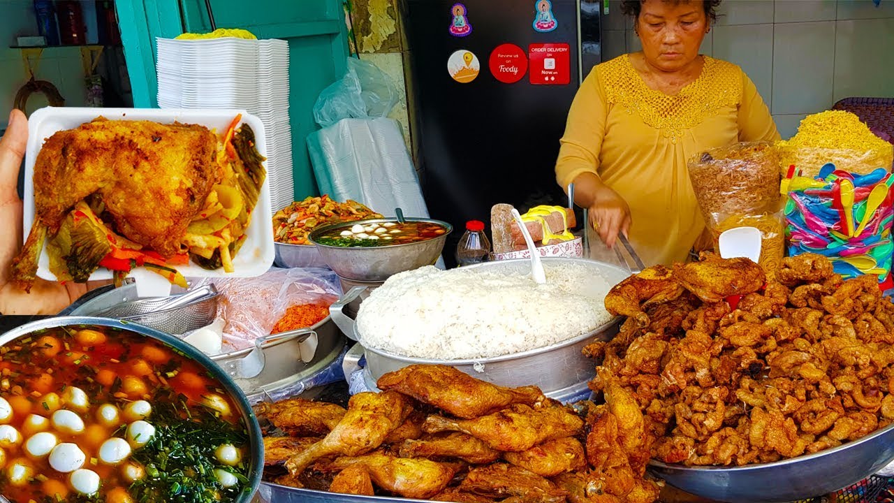 Choáng hộp xôi gà 70k bán thâu đêm gần 20 năm ở Sài Gòn | street food saigon