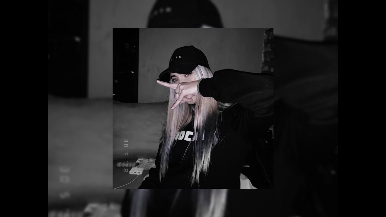 The Neighbourhood - Sweater Weather (8d audio) (slowed + bathroom reverb)
