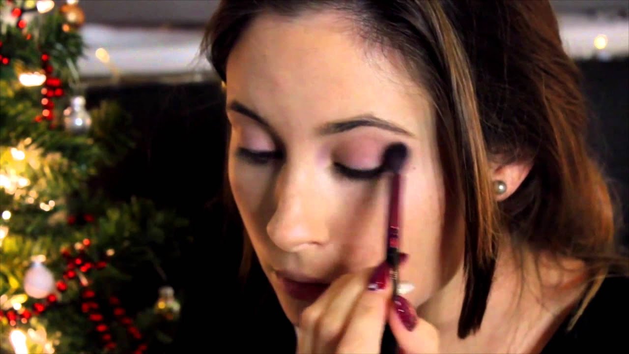 CHRISTMAS PARTY GLITTERY MAKEUP LOOK: MeMyMouse1