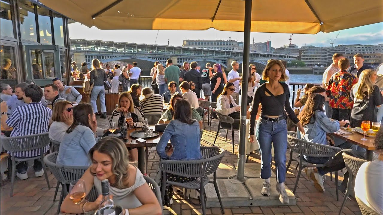 4K HDR • Walking Tour of London’s Southbank: From the Millennium Bridge to Big Ben