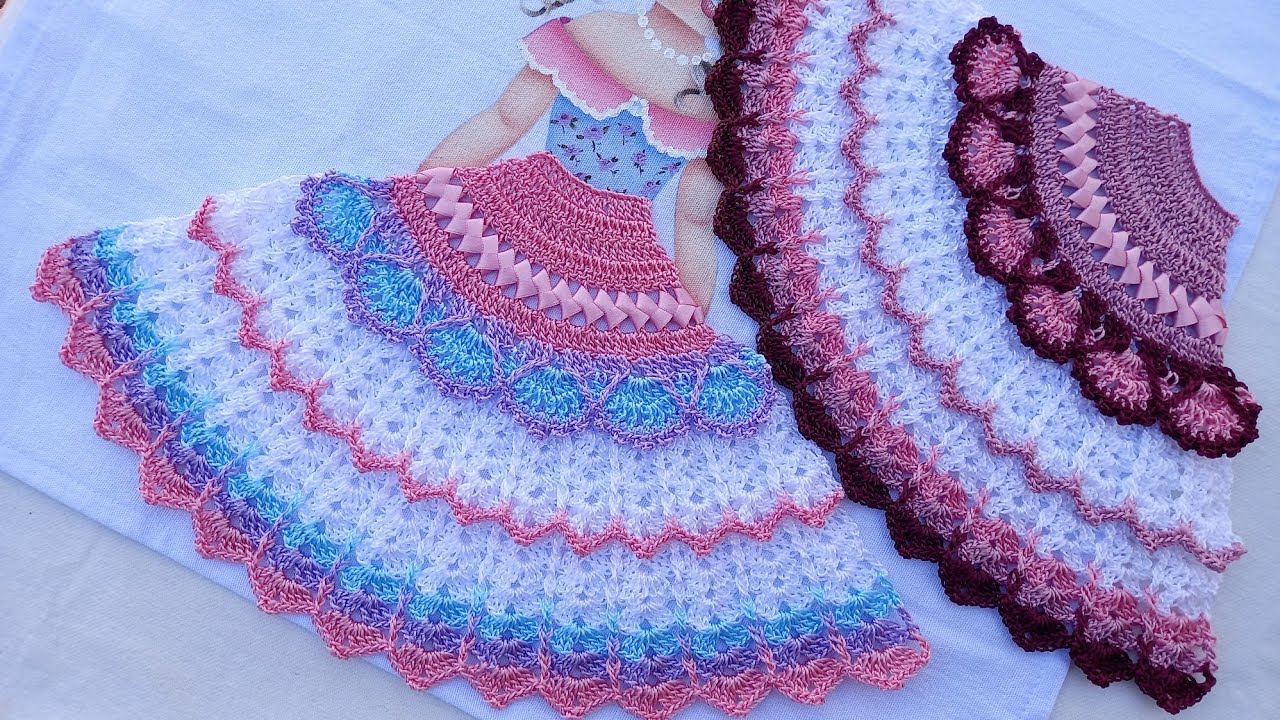 SAIA DE CROCHÊ PARA BONECA PINTADA NO PANO DE PRATO - trançado de fita 2