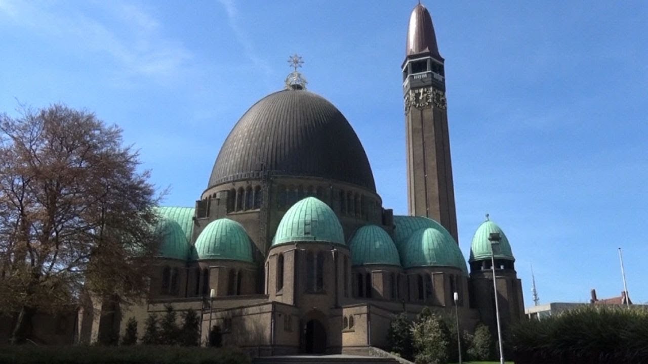 Sint Jan de Doper kerk in Waalwijk - Langstraat TV