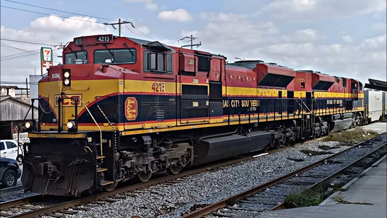 Locomotoras KCS 4213,4217,🚂🔥 Llevando el pesado 273, Línea F Estación Río bravo, Tamaulipas 
