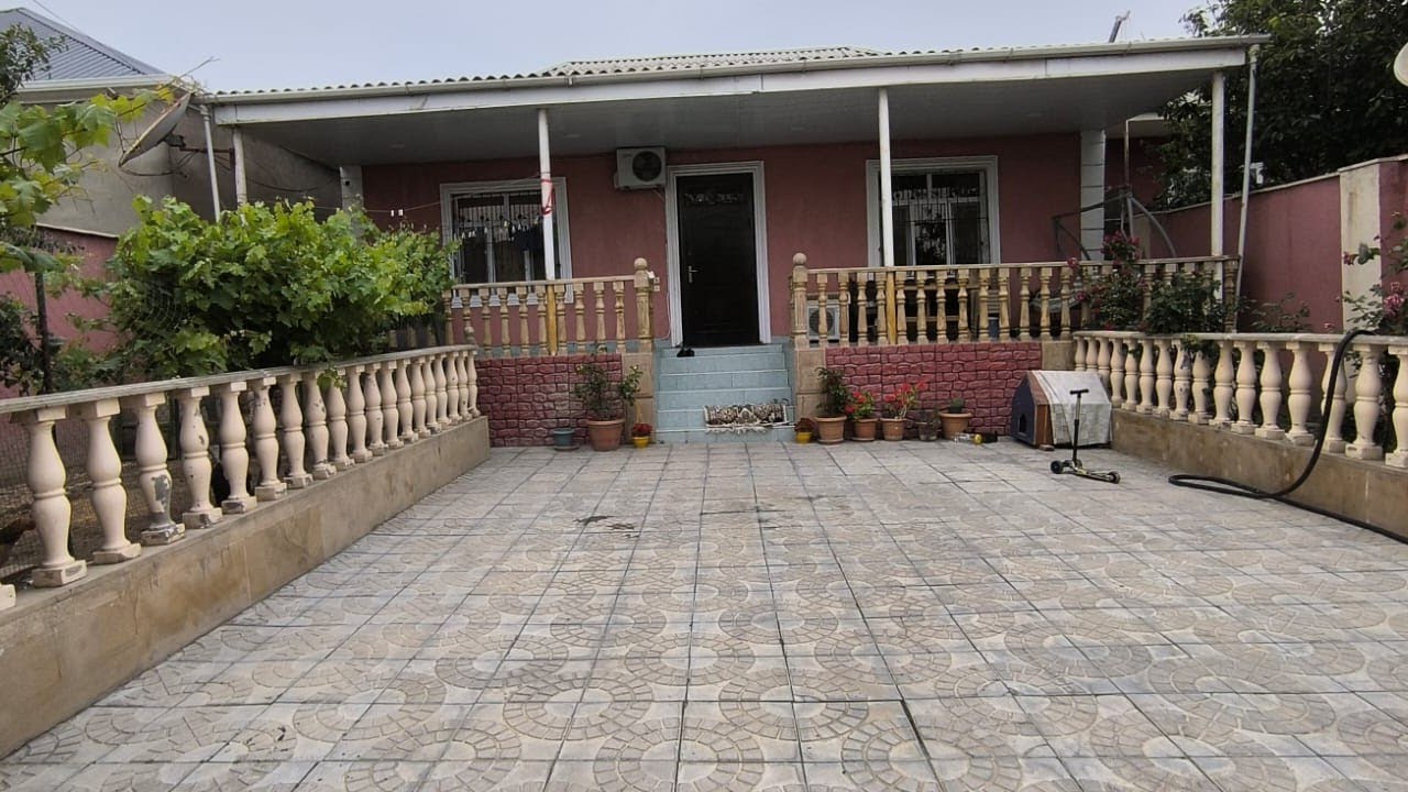 ŞƏXSİ TİKİLİ HƏYƏT EVİ 👉 BİLƏCƏRİDƏ 3.3 SOTDA 4 OTAQ KOD-1515📞055.389.38.08 MİRİ