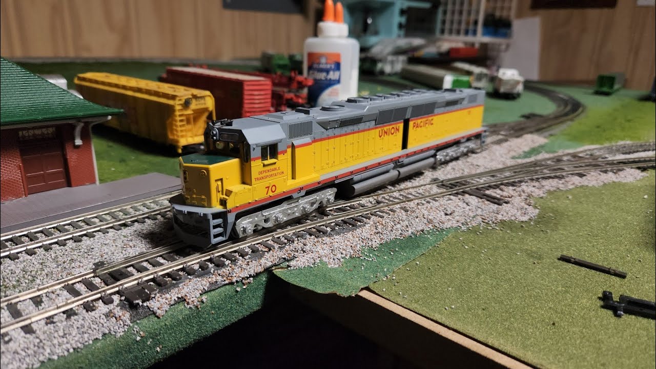DCC sound in a Atheran DD40? (PART 1)