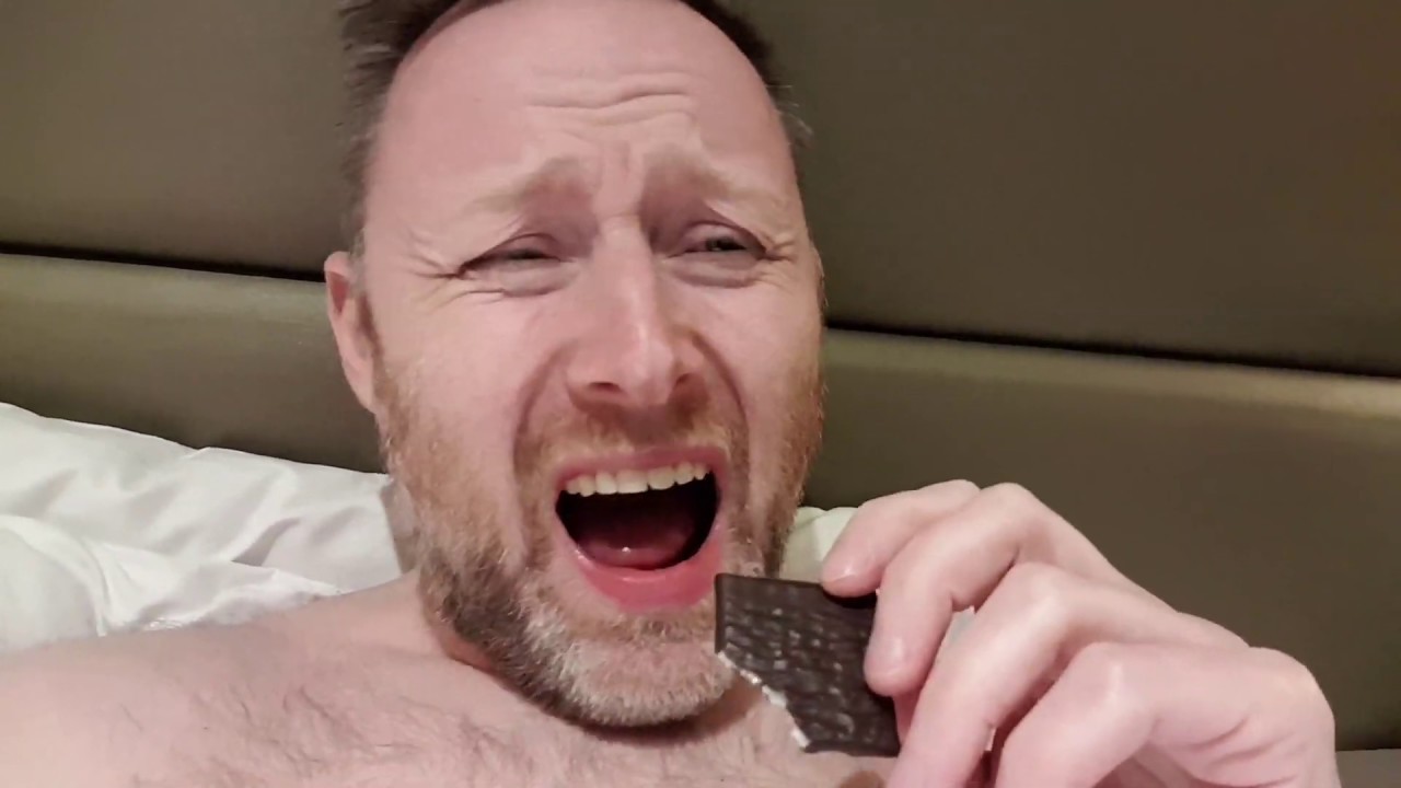 Limmy Twitch Archive // Limmy IRL -  In Bed On Tour (Again) // [2019-03-31]