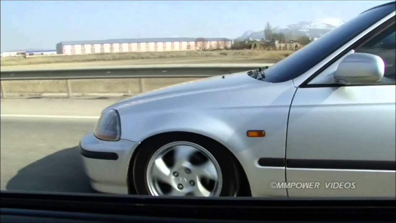 Honda Civic EK VTI Sedan vs Honda Civic EK HB  Rolling ᴴᴰ