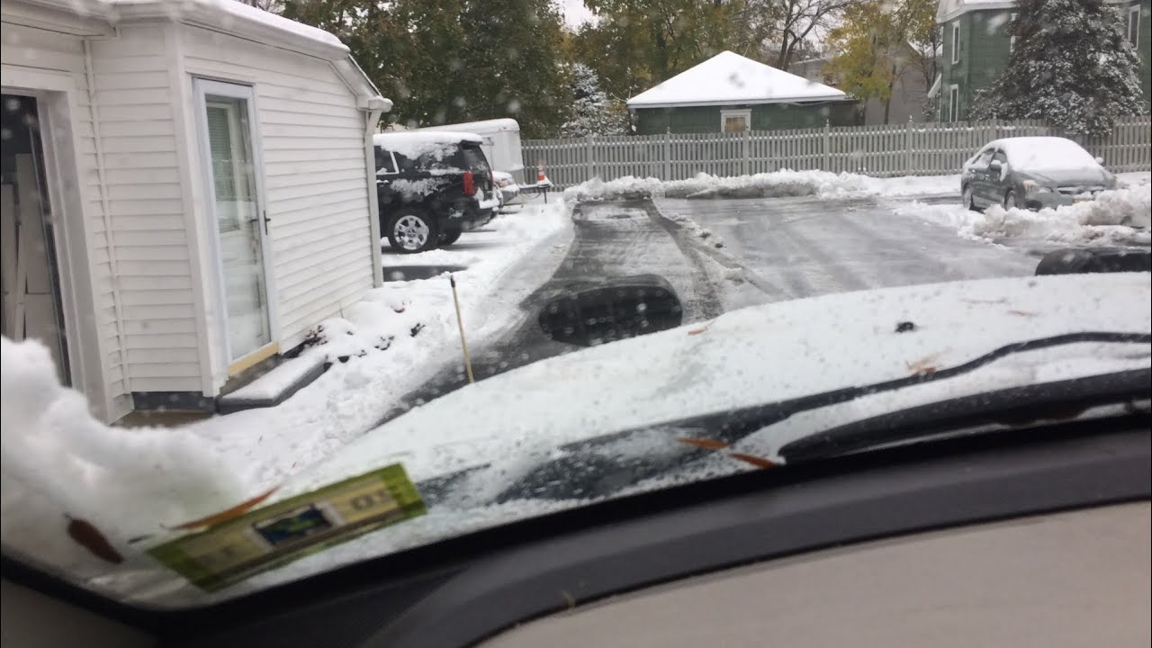 First snow of year, lot plowing using 2011 dodge d 2500 and meyer lot pro 8' blade