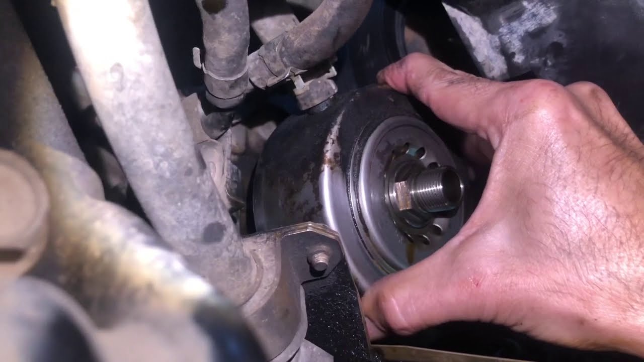 Jemal shows replacing Gen 2 Nissan Xterra oil cooler seal