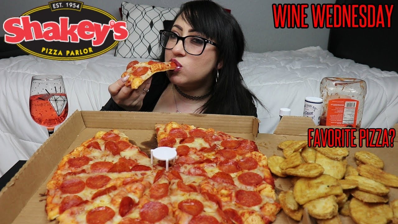 PIZZA AND MOJOS, SHAKEYS PIZZA MUKBANG | WINE WEDNESDAY | EATING SHOW