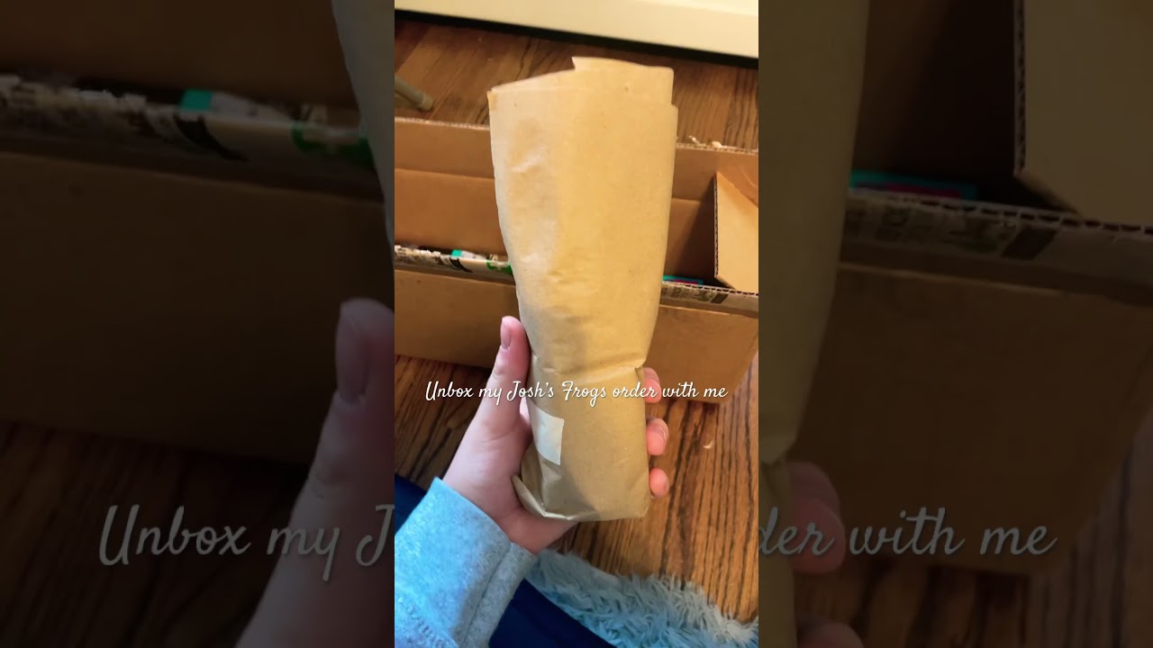 Unbox me Josh&rsquo;s Frogs order with me *** Not Sponsored*** #reptilemom #reptile #plants #unboxing