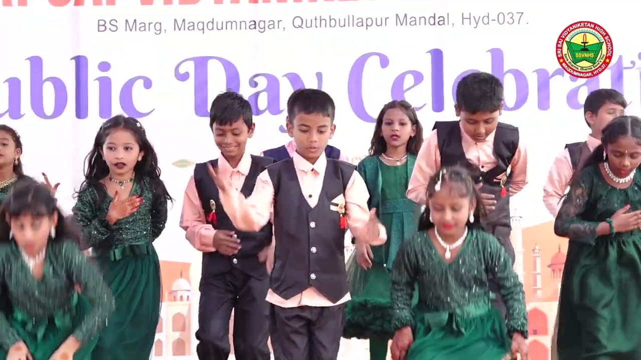Tujh Mein Rab Dikhta Hai Song 