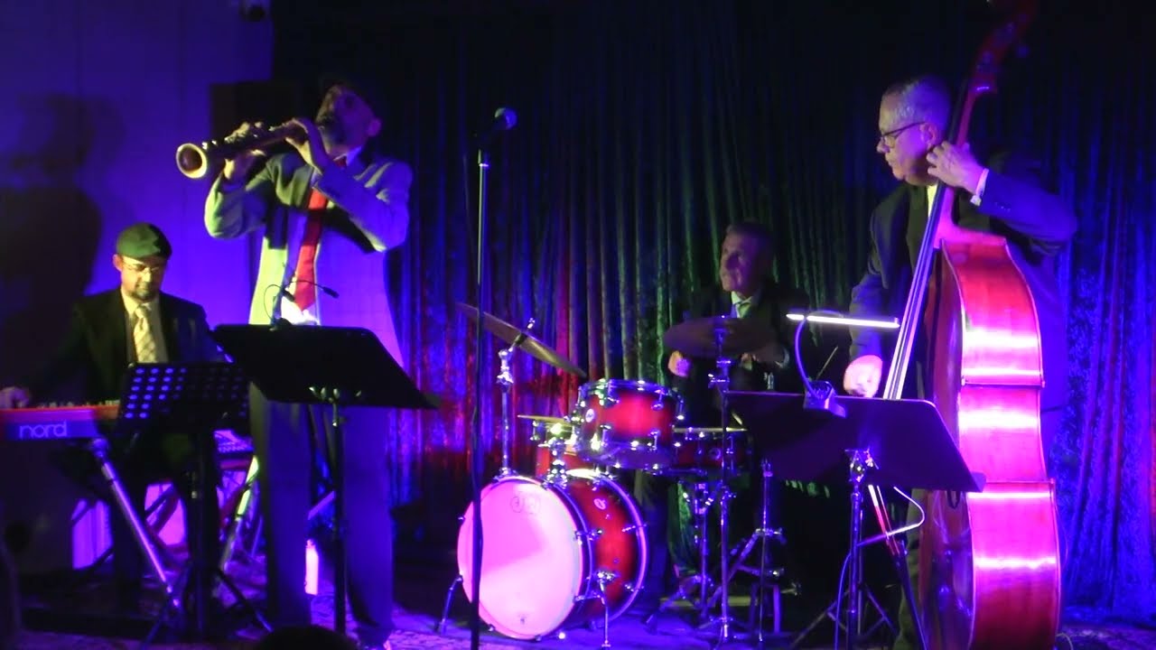 “Petite Fleur” (Sidney Bechet) par “Si Tu Vois Bechet”