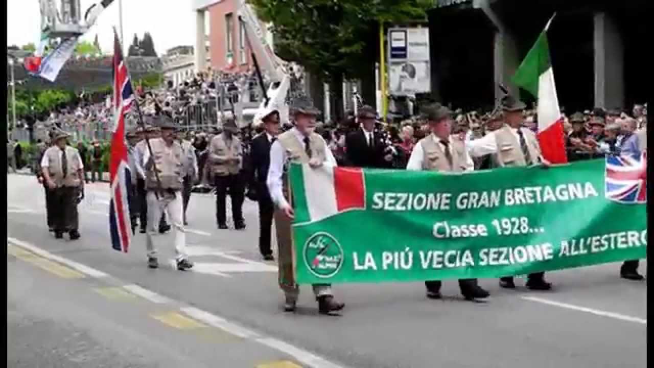 87^ Adunata Naz. Alpini, Pordenone 2014 - Inizio sfilata 2° parte.