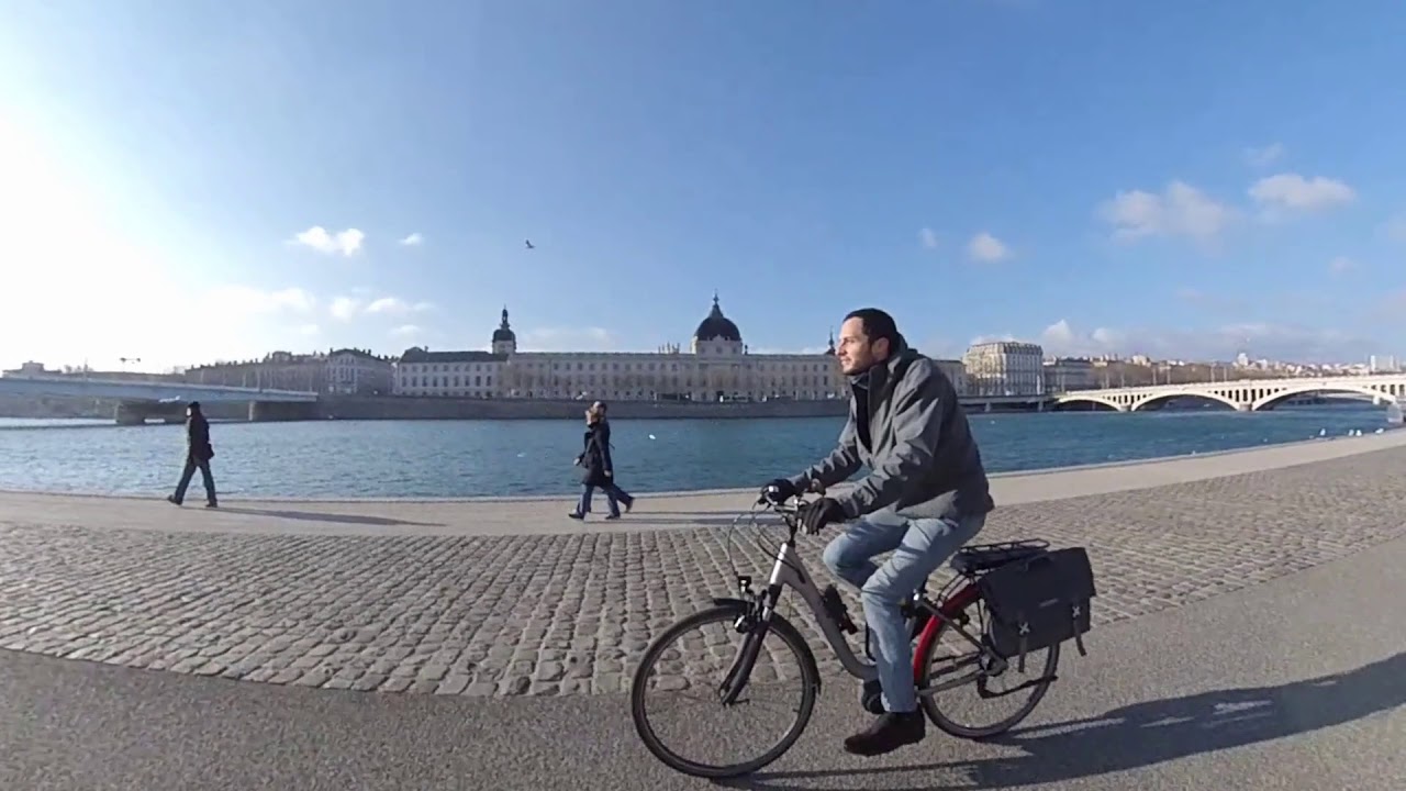 Réseau Express Vélo à Lyon - De Cité Internationale à Perrache à vélo, c'est un REV pour Denis