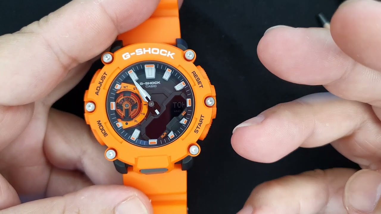 CASIO G-SHOCK GA-2200M-4A