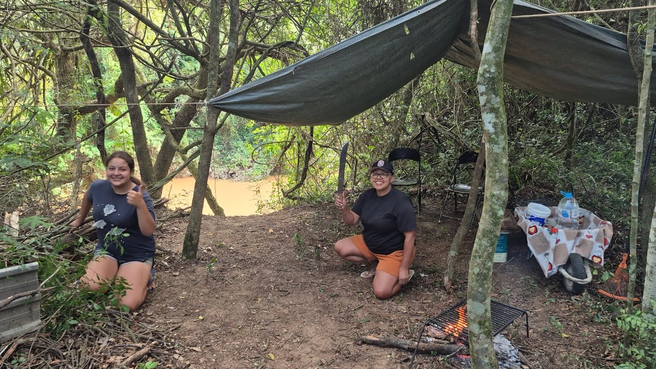 Pescaria mãe e filha,boia boa e raiz...Peixe na ponta da linha 