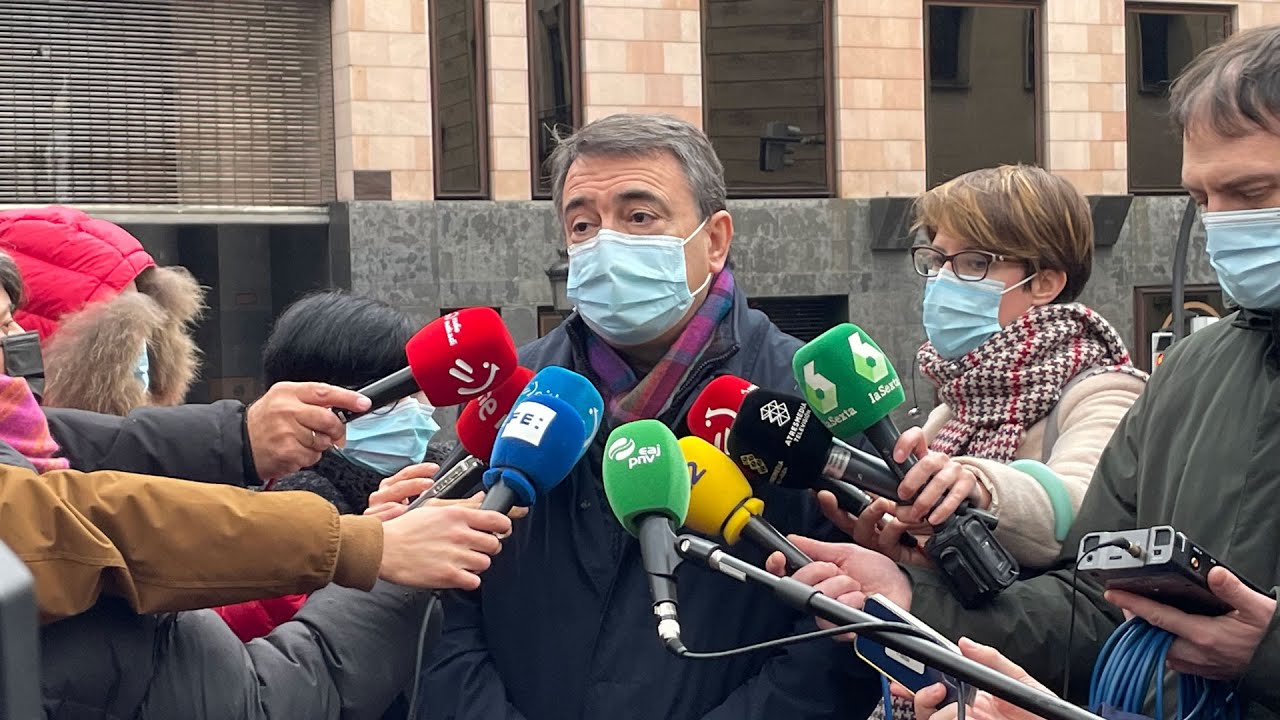 Aitor Esteban expone los objetivos de EAJ-PNV ante una posible modificación de la Constitución